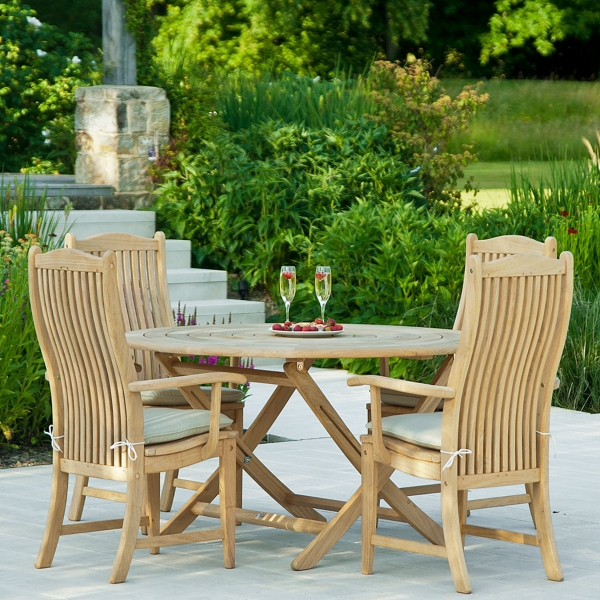 Roble 4 Seat Bengal Folding Round, Round Wooden Garden Table And Chairs Set Of 4