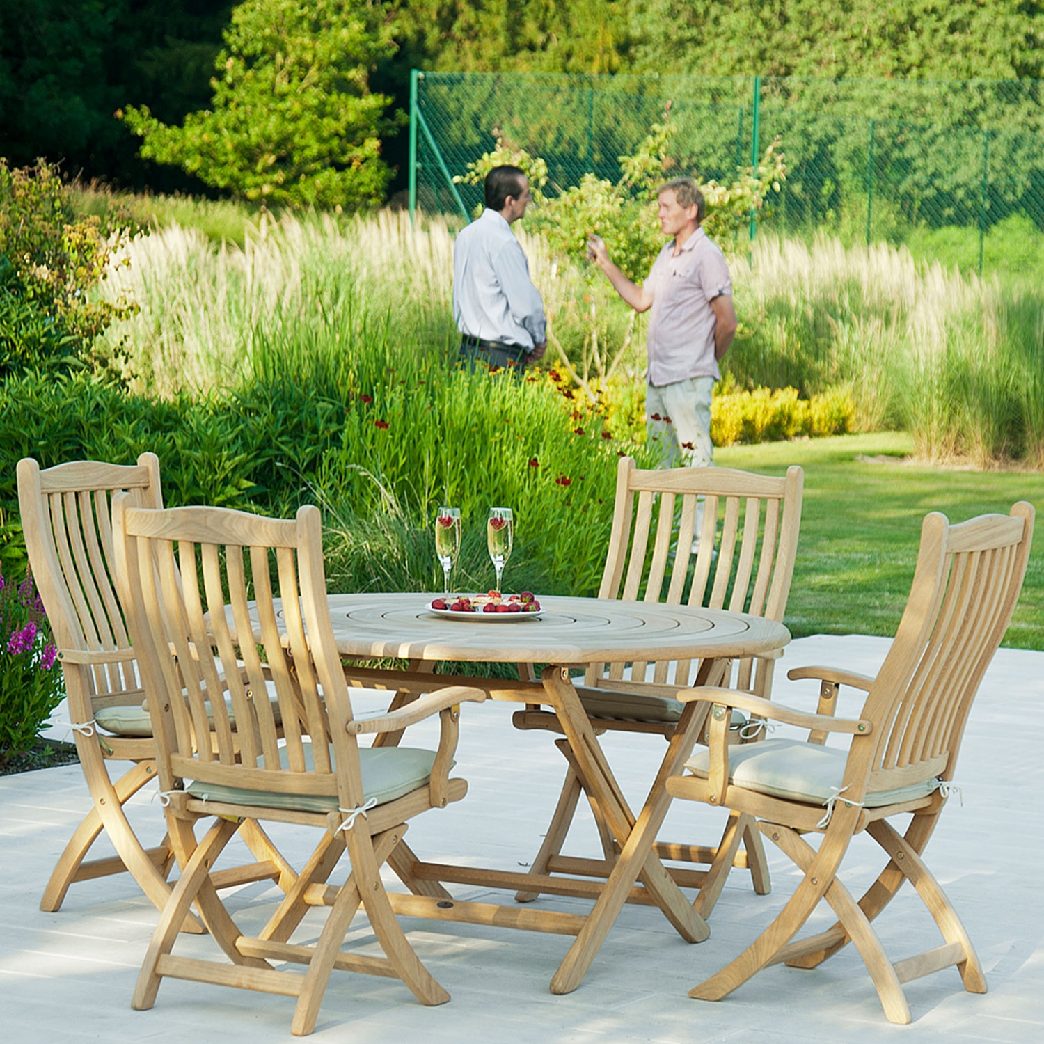 Roble 4 Seat Bengal Folding Round Garden Table Set Carvers No Thank You More Than Pots Roble 4 Seat Bengal Folding Round, Round Wooden Folding Garden Table And Chairs